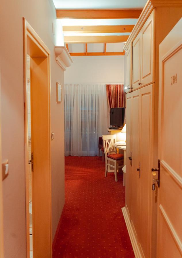 Hotel&restaurant Se-mi